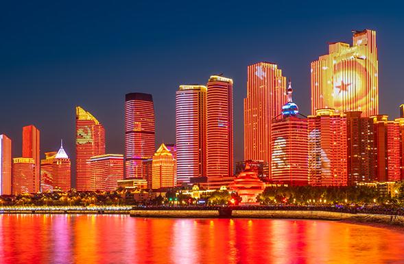 以下幾個標(biāo)題供您參考：
1. 城市亮化工程 打造絕美夜空
2. 聚焦城市亮化工程 點(diǎn)亮美麗夜空
3. 城市亮化工程 助力夜空煥美麗