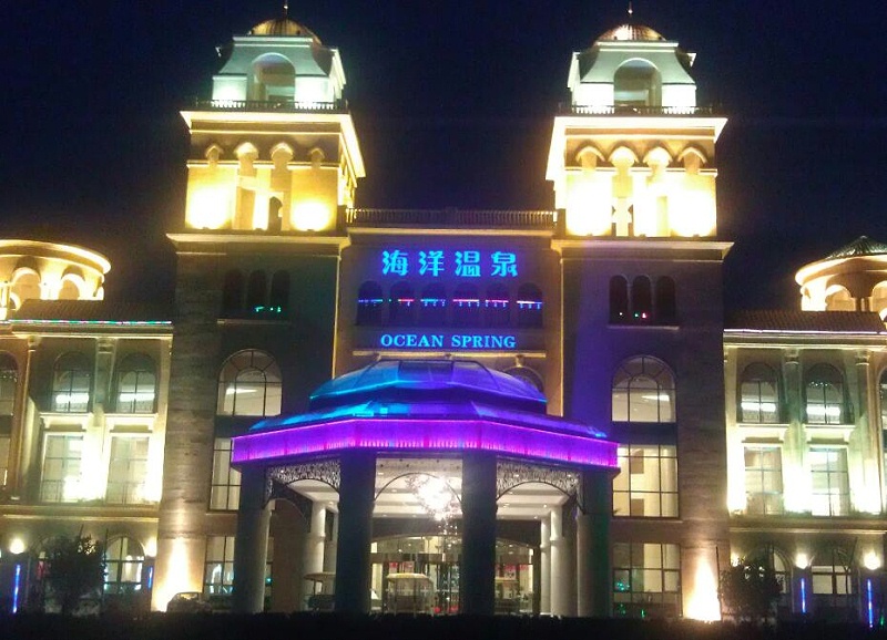 標(biāo)識(shí)標(biāo)牌公司：酒店標(biāo)識(shí)牌怎么設(shè)計(jì)制作才能更加出彩-蘇昌標(biāo)識(shí)，行業(yè)經(jīng)驗(yàn)15年，為400+企業(yè)或市政單位提供標(biāo)識(shí)系統(tǒng)解決方案。