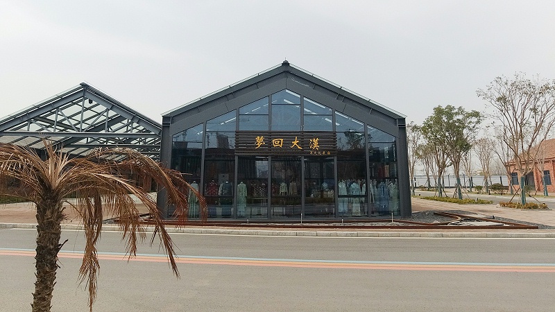 標(biāo)識牌設(shè)計(jì)公司：商場標(biāo)識標(biāo)牌都有哪些種類-蘇昌標(biāo)識，行業(yè)經(jīng)驗(yàn)18年，為400+企業(yè)或市政單位提供標(biāo)識系統(tǒng)解決方案。