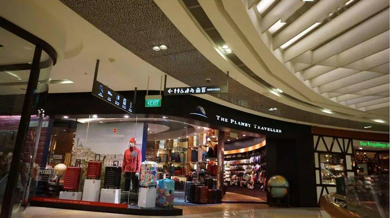 商場(chǎng)中使用數(shù)字標(biāo)牌的好處有哪些？