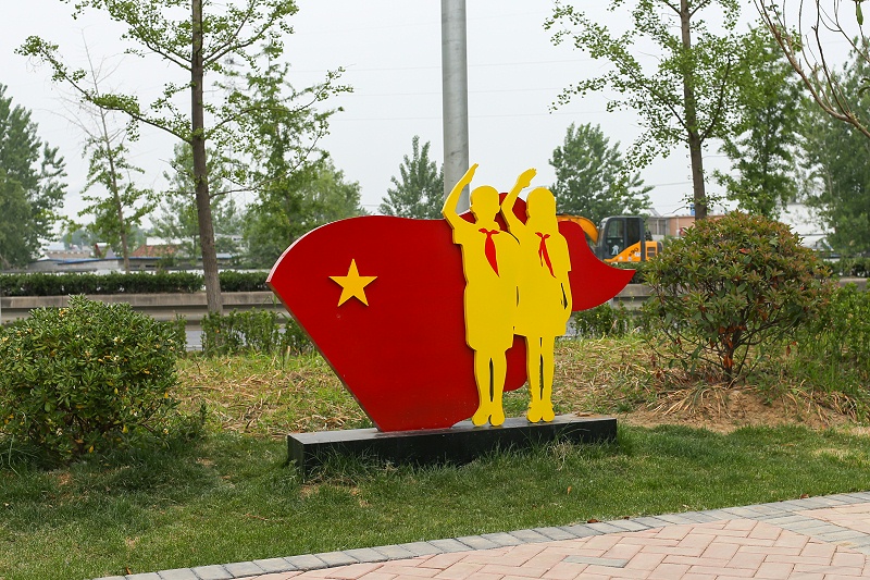 標(biāo)識(shí)牌設(shè)計(jì)公司：廣告標(biāo)識(shí)工程項(xiàng)目的費(fèi)用一般是怎么算的？-蘇昌標(biāo)識(shí)，行業(yè)經(jīng)驗(yàn)15年，為400+企業(yè)或市政單位提供標(biāo)識(shí)系統(tǒng)解決方案。